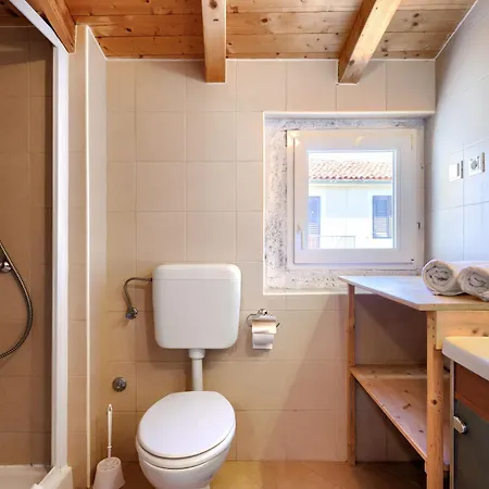 Pinia I - Kst126 By Interhome * Kastelir