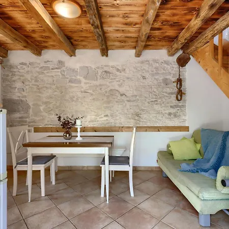 Nyaraló Pinia I By Interhome *